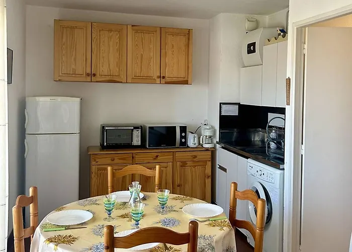 Cosy 4 Pers, Acces Direct Plage, Parking, Ideal - Fr-1-529-140 Semesterbostad Le Barcarès